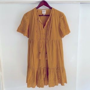 Yellow dress